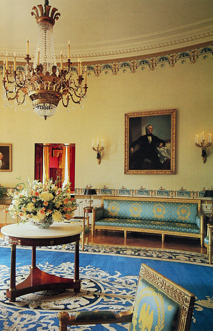 Blue Room - Bush 1