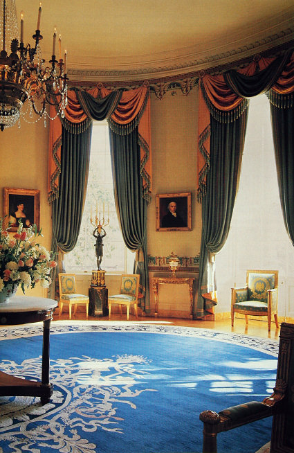 Blue Room - Bush 1