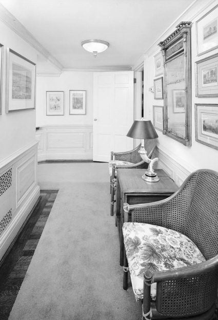 Solarium Hall
