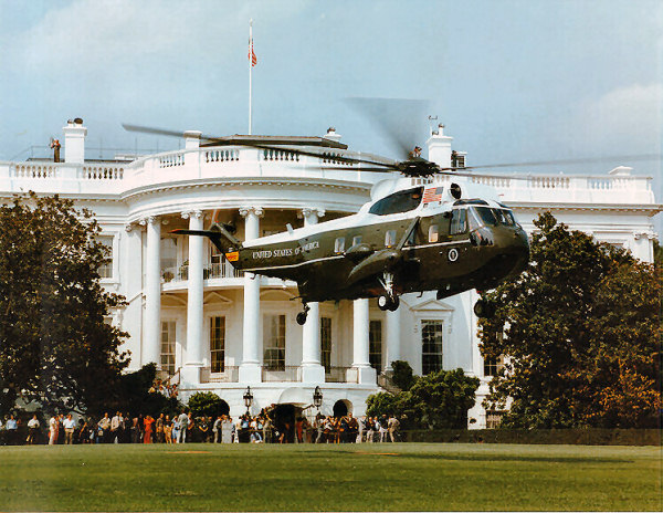 Marine One south lawn