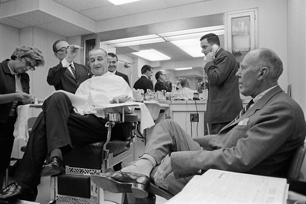 White House Barber Shop