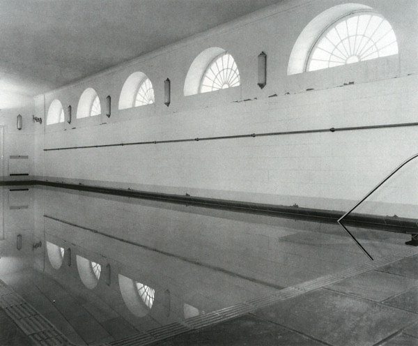 Press Briefing Room - pool